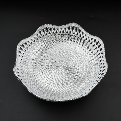 Wukusy 5482 round traditional serving tray with decorative design, perfect for serving food and Mukhwas in home improvement settings