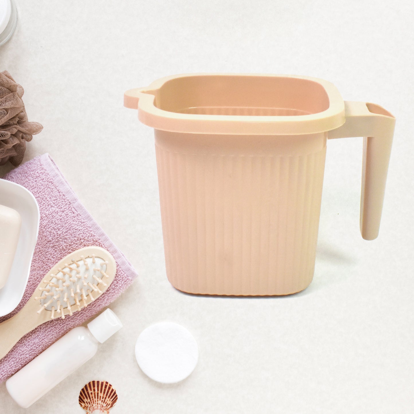 Set of four Wukusy plastic square bath water mugs in mixed colors, 1000 ml capacity, for home and kitchen use.