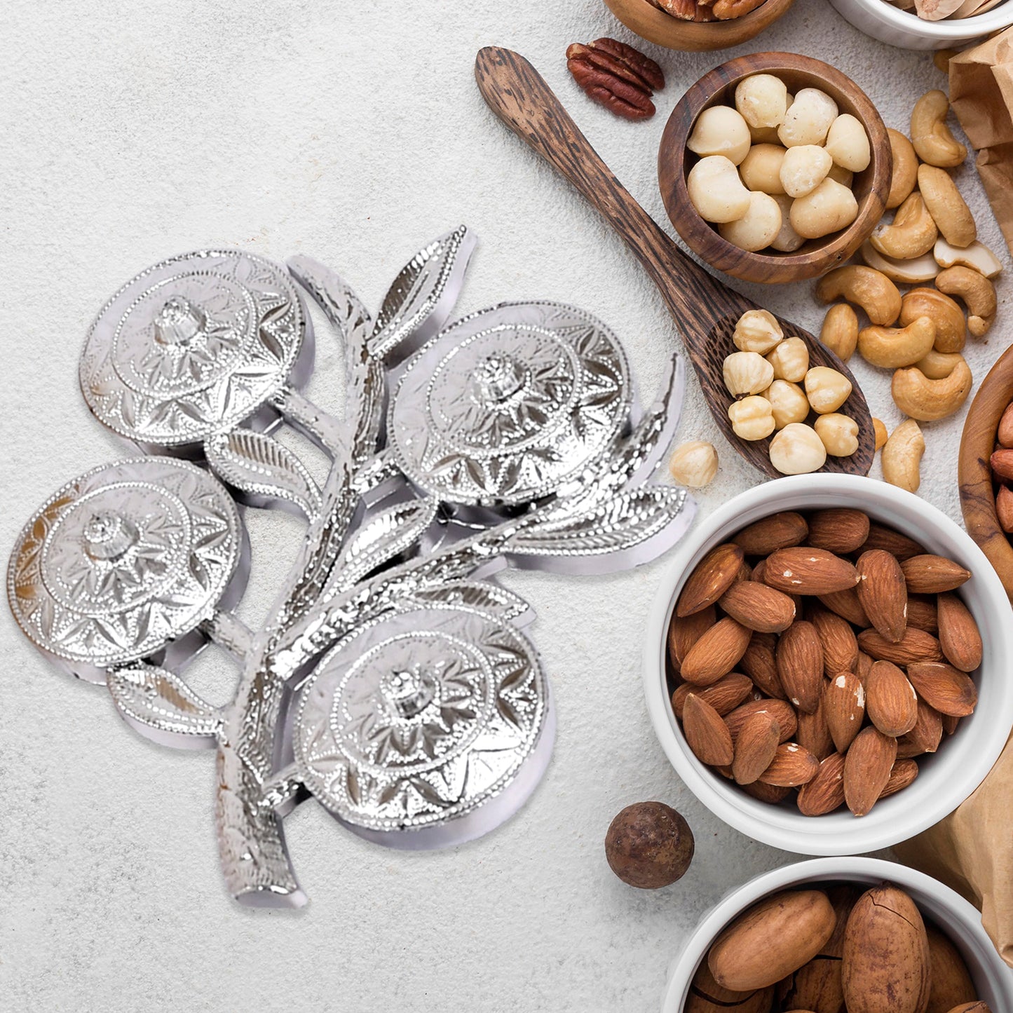 Wukusy tree-shaped 4-compartment Mukhwas Dani serving tray for home kitchen use, with colorful compartments for spices or snacks.