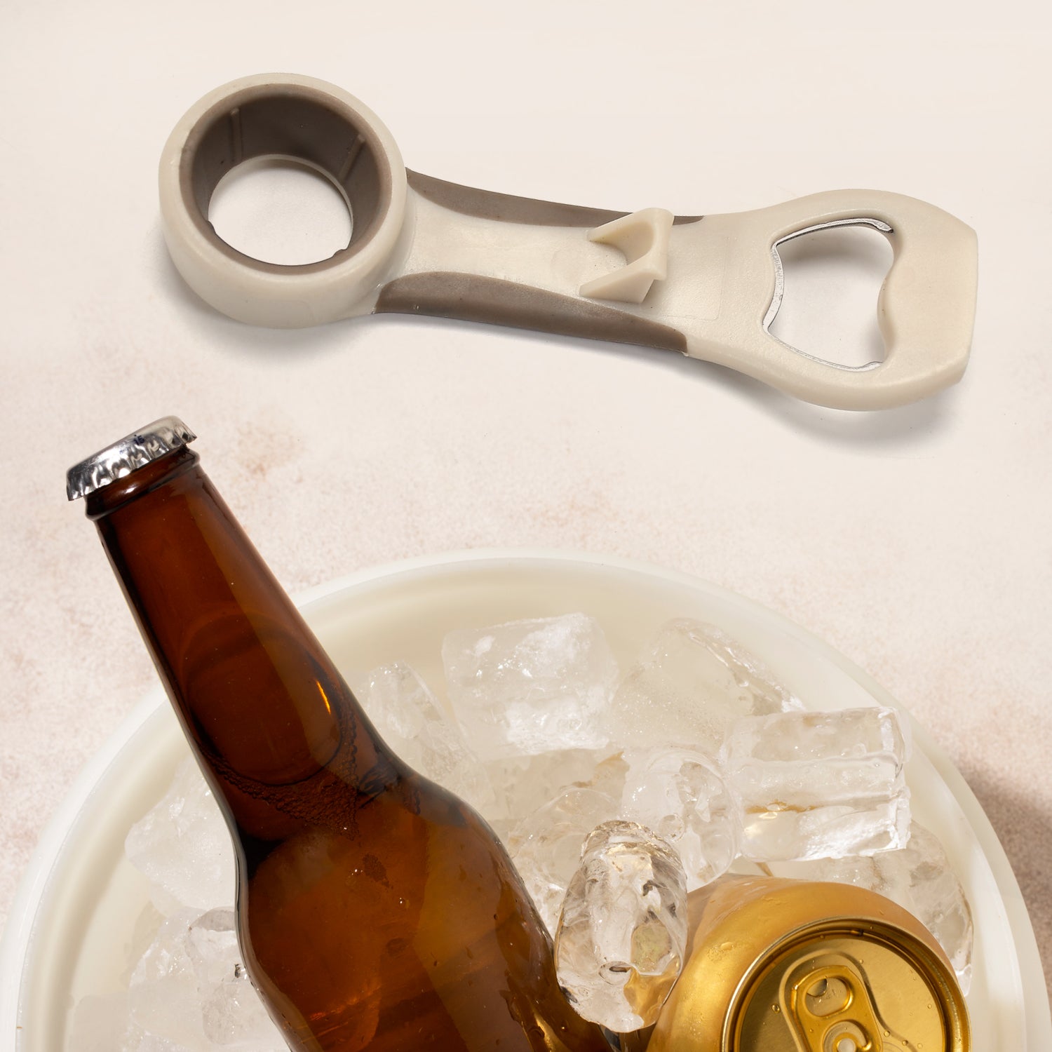 Wukusy 15cm stainless steel bottle opener with ergonomic handle and durable construction.