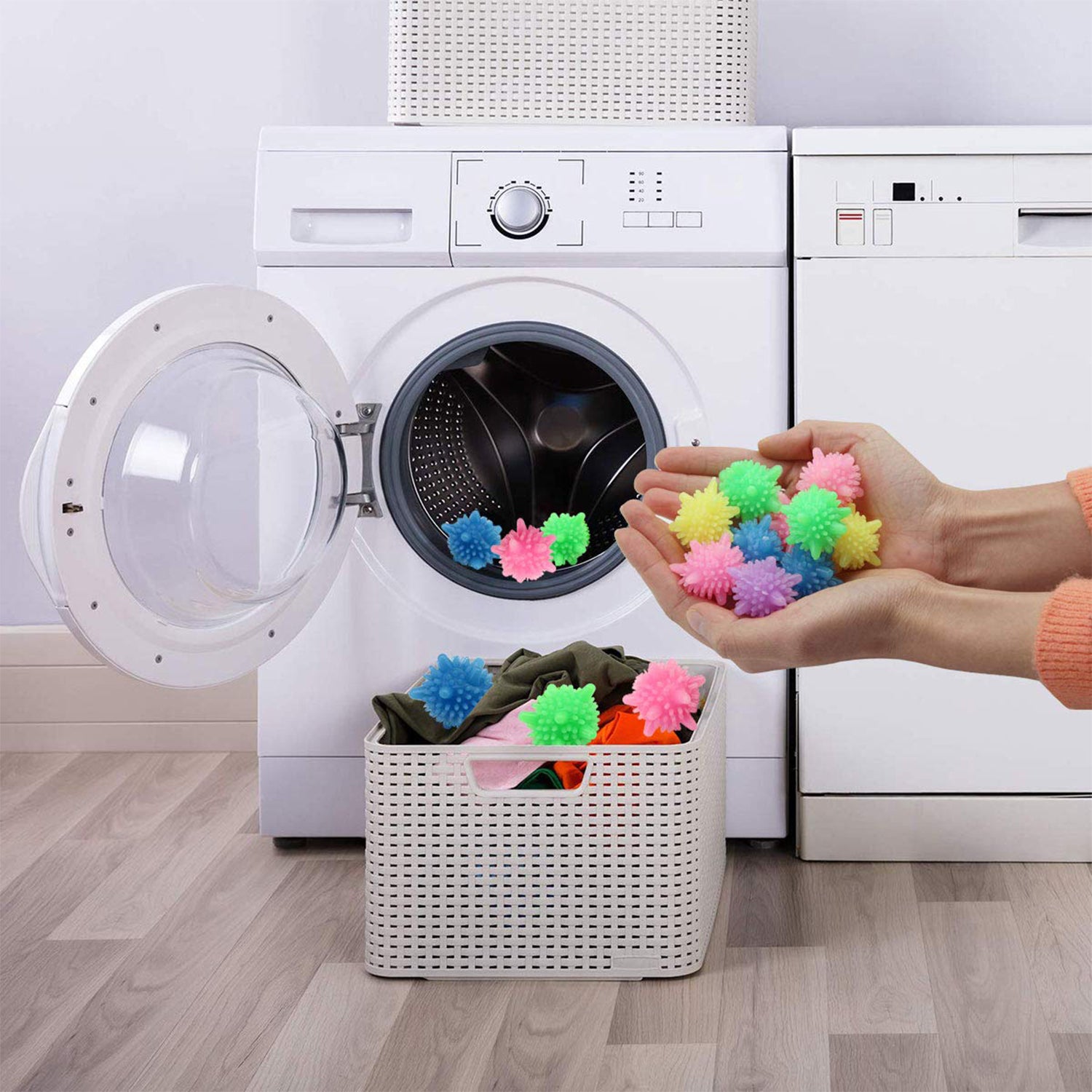 Set of 50 Wukusy reusable laundry washing balls in mixed colors, designed for eco-friendly home laundry use.