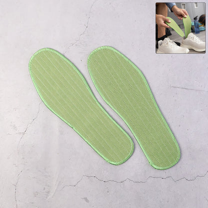 Pair of Wukusy premium comfort shoe insoles for daily foot support in size 38, featuring a mix of design patterns.