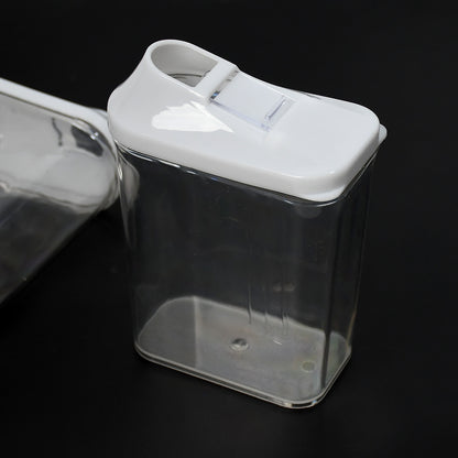 Set of three transparent Wukusy kitchen storage jars for home use, ideal for pantry organization and food storage.