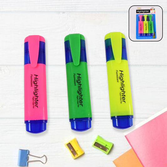 Set of three Wukusy water-based highlighter pens in assorted colors with broad tips for office and writing use.