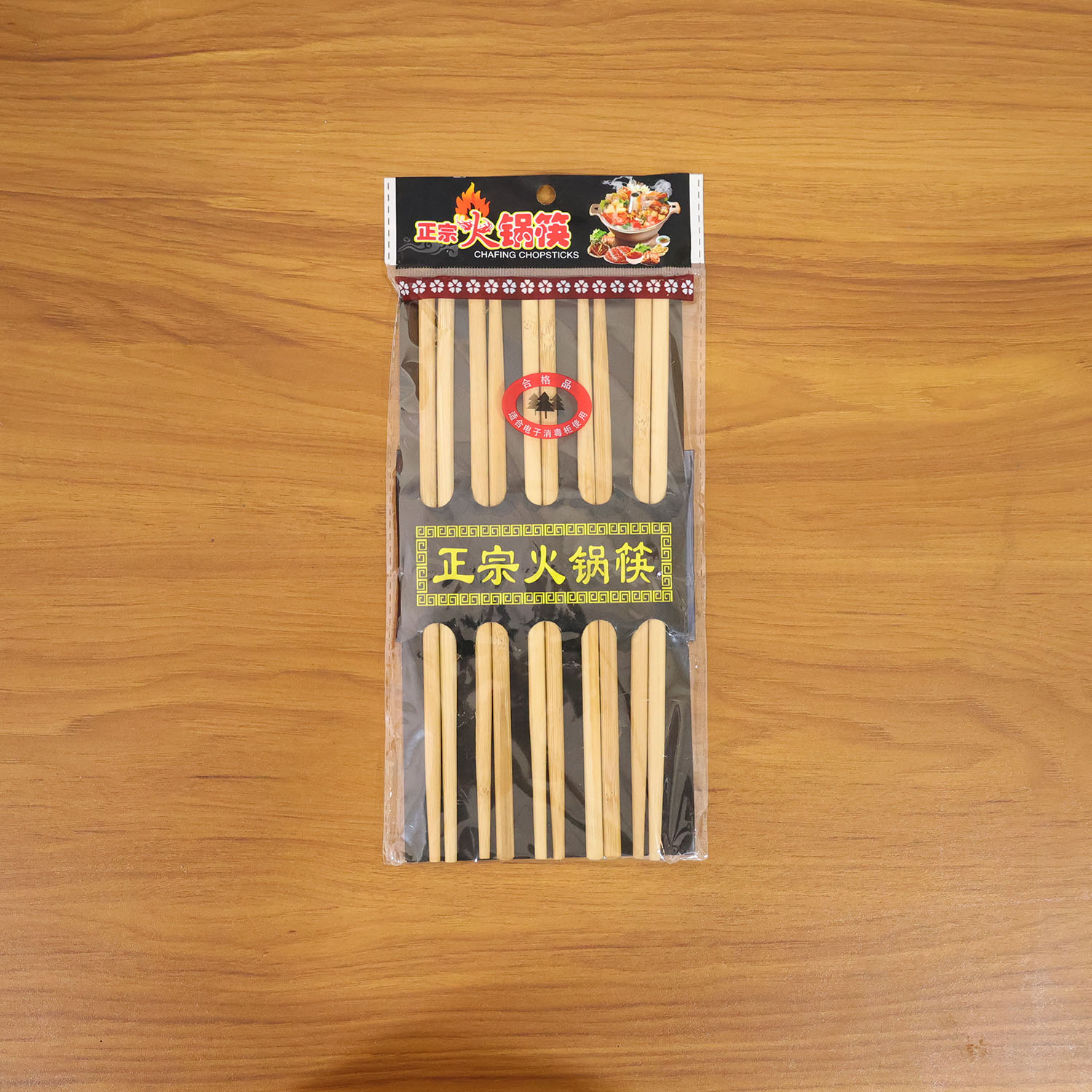 Set of 5 reusable bamboo chopsticks from Wukusy, showcasing natural bamboo texture and sleek design for eco-friendly dining
