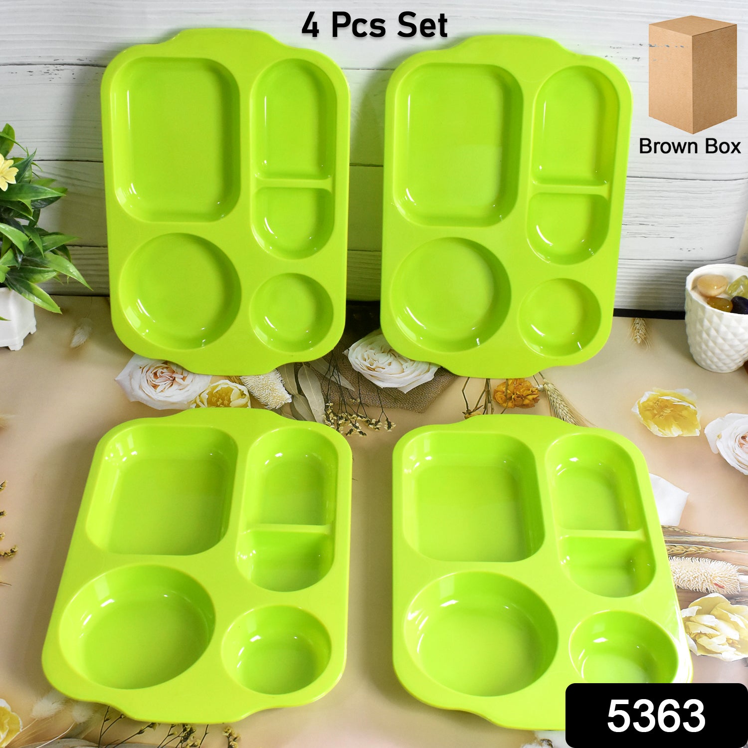 Wukusy 5363 unbreakable plastic food plates with five compartments, biodegradable square design for serving meals in the kitchen