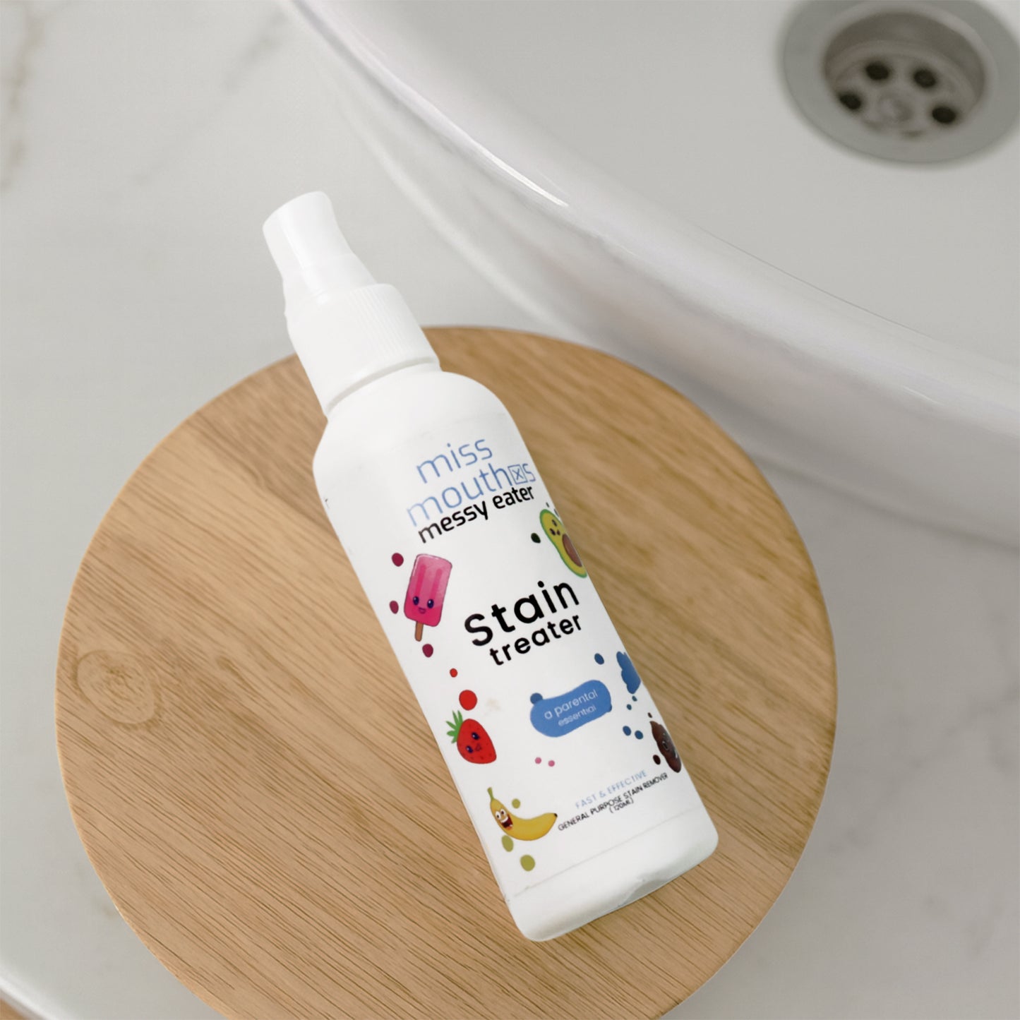 Wukusy Fabric Surface Stain Remover Spray 120ml, close-up of the bottle and spray nozzle on a white background.