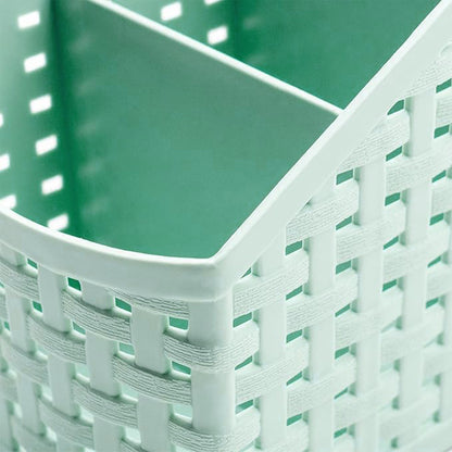 Wukusy Apex multi-purpose storage basket organizer with handles, made of woven material, ideal for home or office organization.