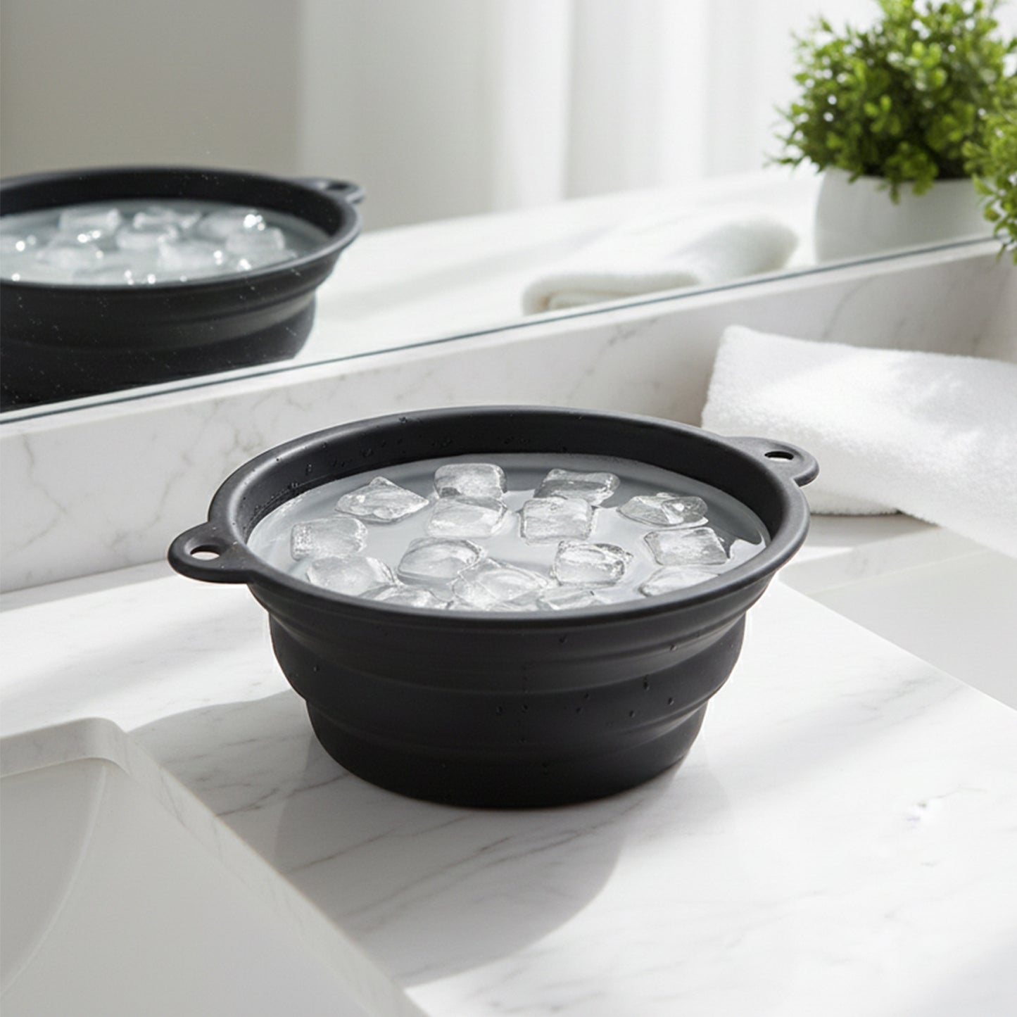 Wukusy portable foldable silicone ice bath bowl, compact and flexible for easy storage and use during cold therapy sessions.