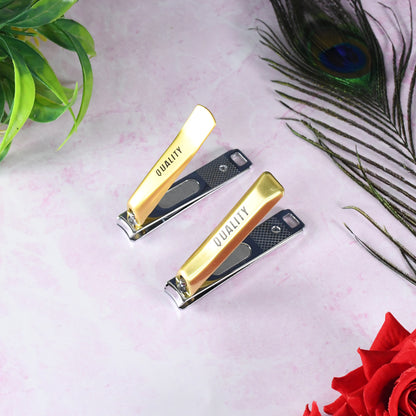 Wukusy stainless steel folding large nail clipper with built-in nail file, portable and suitable for home grooming.