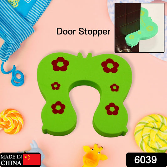 Wukusy 6039 child safety door stopper featuring a cute animal design for baby protection and home security.