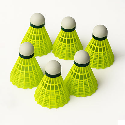 Set of six durable Wukusy feather shuttlecocks for toys and recreational play, featuring natural feathers and sturdy construction.