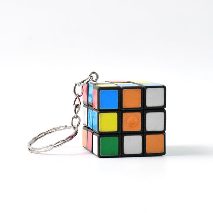 Wukusy 4022 mini cube puzzle toy, colorful magic cube game for boys and girls, ideal for birthday gifts.