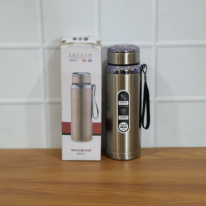 Wukusy premium stainless steel vacuum insulated water bottle, 600ml, with sleek design and spill-proof cap on white background.