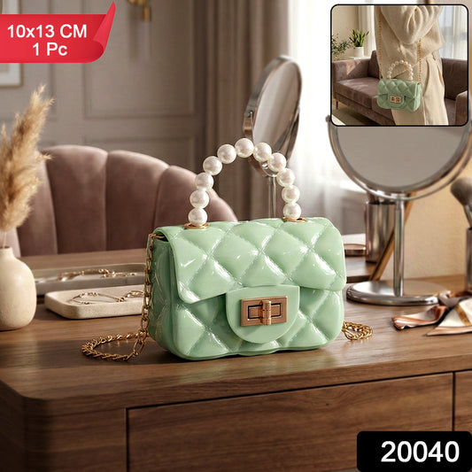 Wukusy elegant quilted mini handbag with sling strap, handheld design, stylish fashion accessory for women.