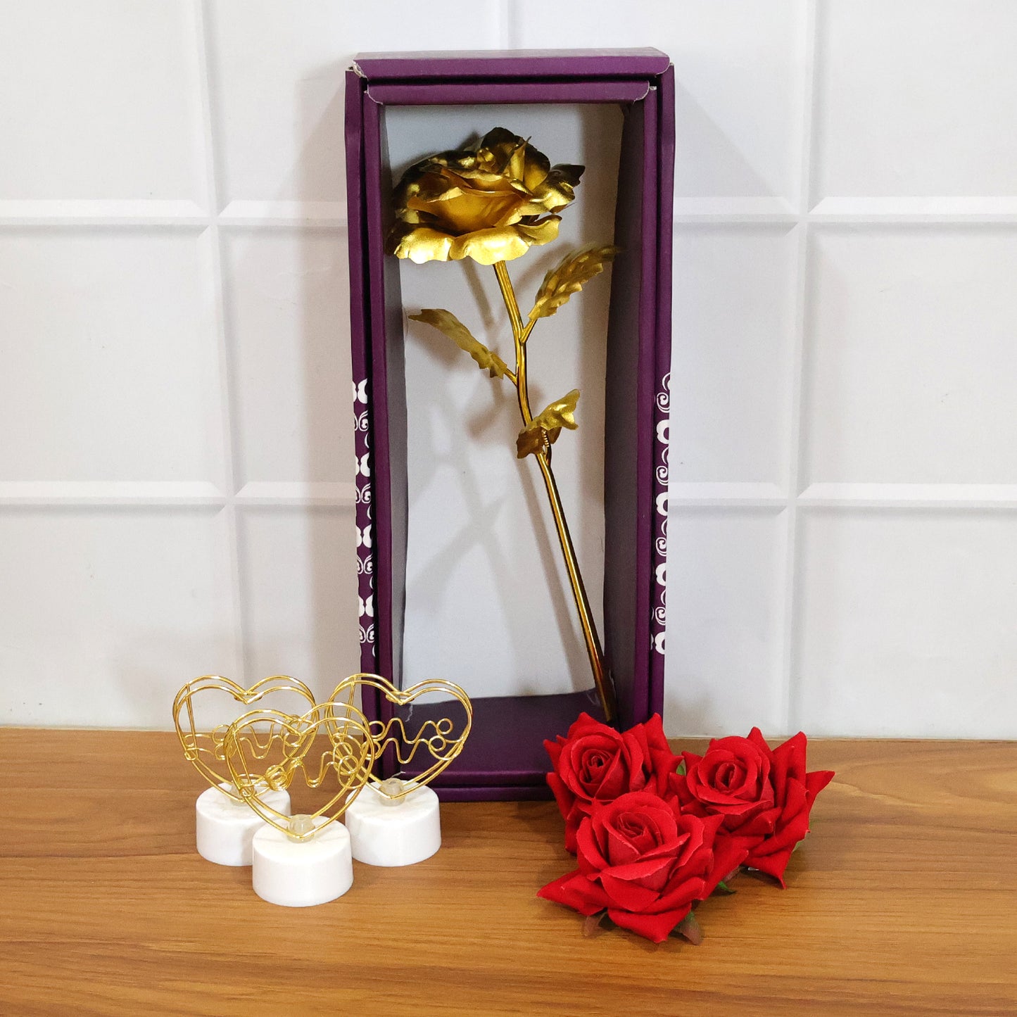 Wukusy romantic heart love table decor gift set featuring white and red heart-shaped ornaments on a wooden table.