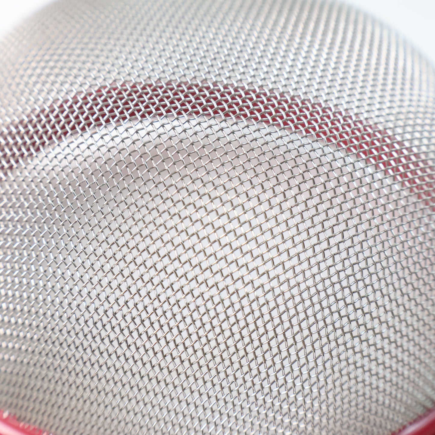 Wukusy Apex medium pulpy juice strainer for home kitchen, stainless steel mesh for smooth juice filtering.