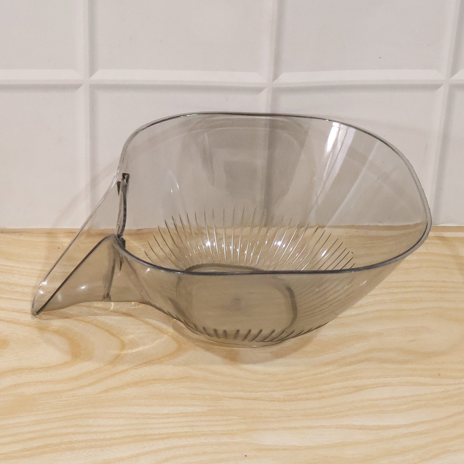 Wukusy fruit and vegetable washing strainer basket with funnel, kitchen sink drain basket for rinsing produce, black plastic design