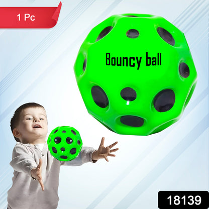 Wukusy rubber super bouncy coral star anti-stress toy ball in multicolor, designed for stress relief and sensory play.