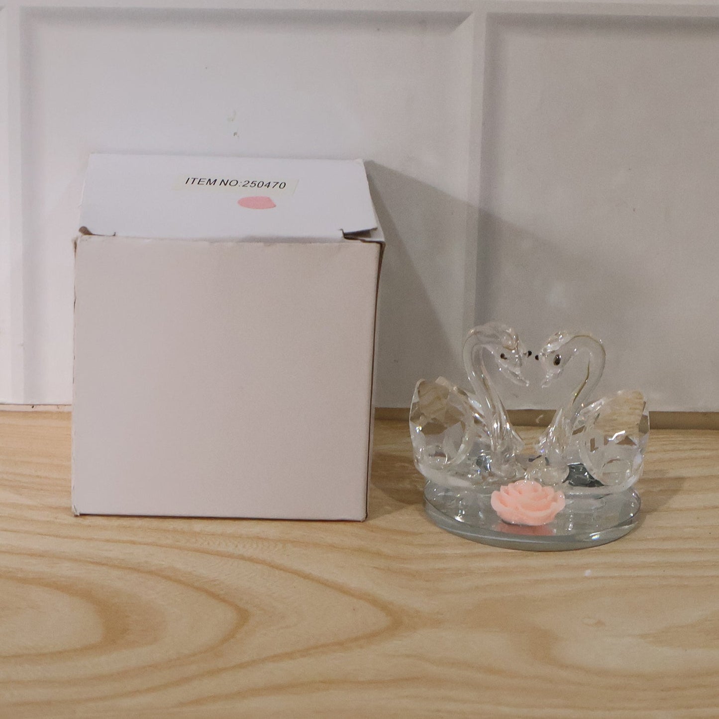 Pair of crystal glass swan figurines by Wukusy, decorative home decor pieces showcasing elegant, detailed swan designs.