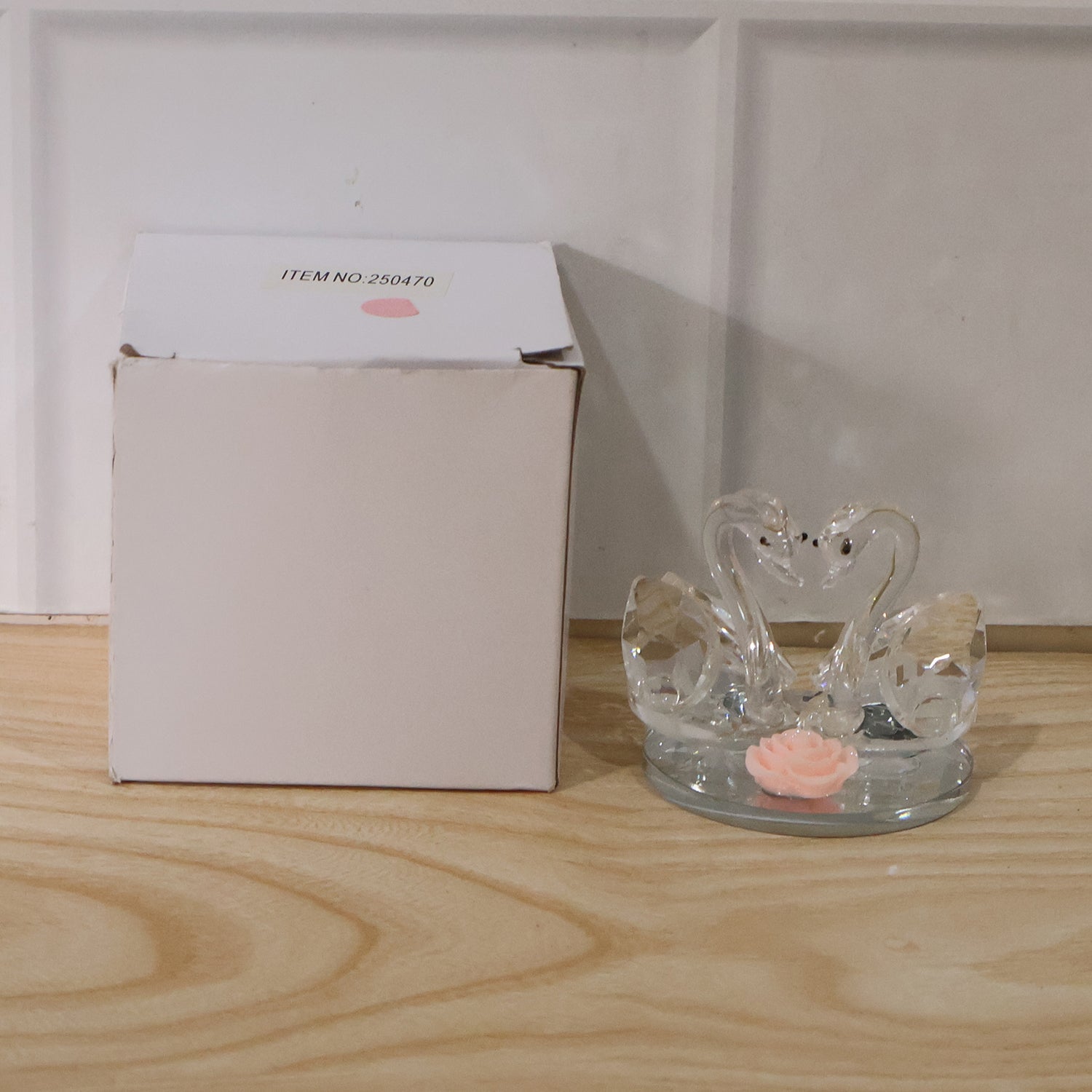 Pair of crystal glass swan figurines by Wukusy, decorative home decor pieces showcasing elegant, detailed swan designs.