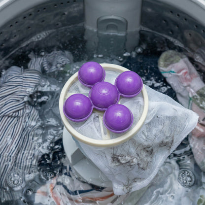 Reusable washing machine lint remover ball with mesh filter, large size, by Wukusy, shown in a close-up image.