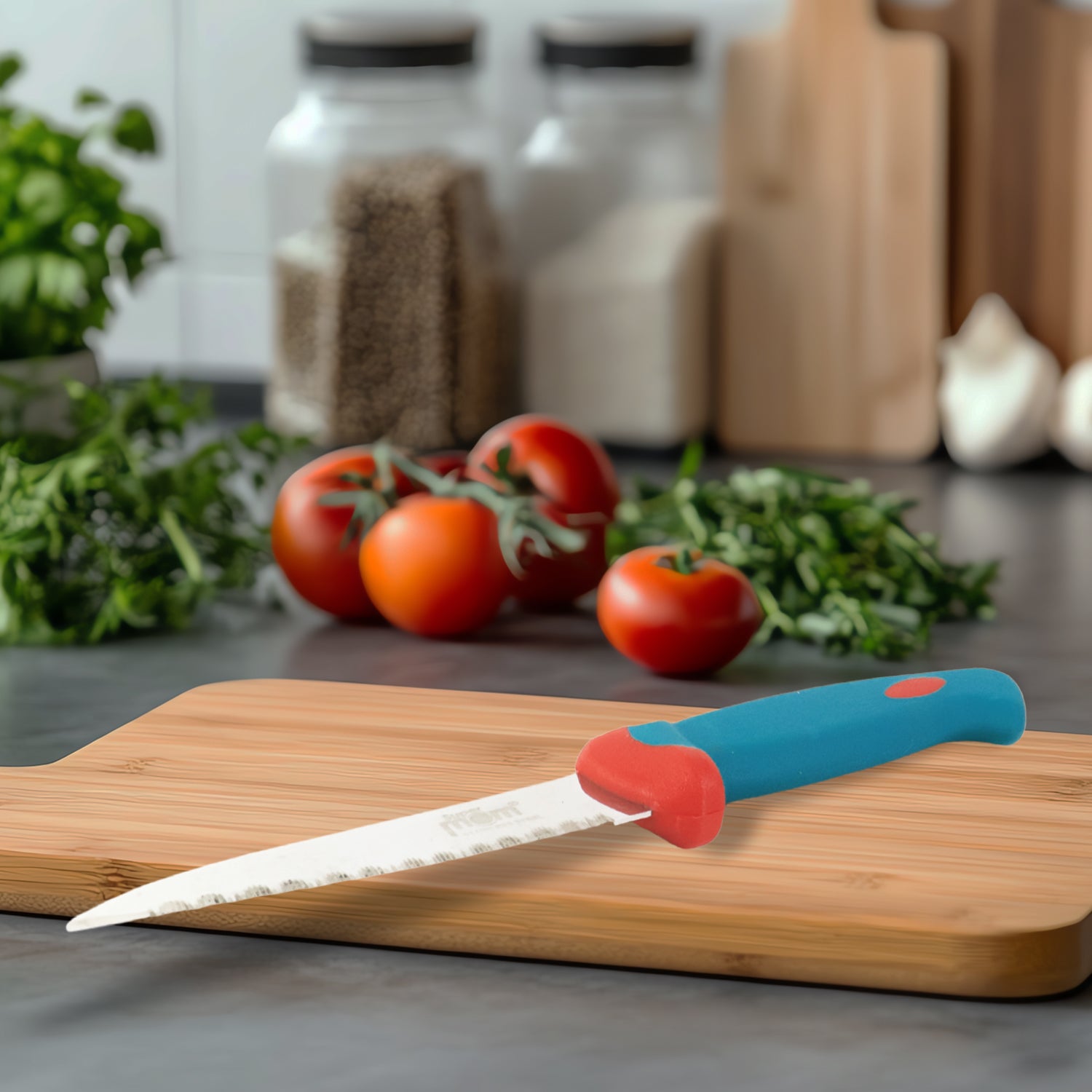 Wukusy Supermom premium stainless steel paring knife for home kitchen use, with a sharp blade and ergonomic handle.