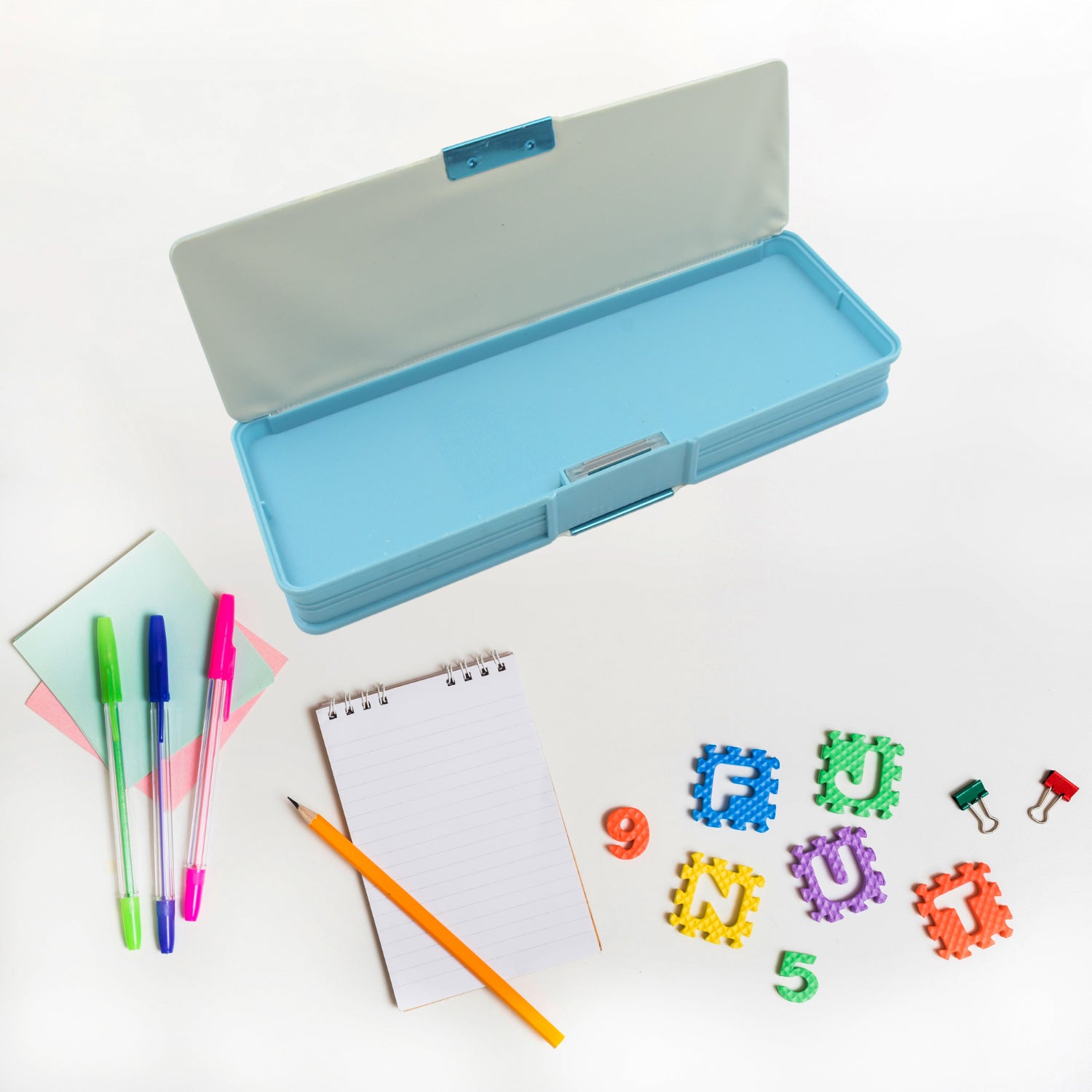 Wukusy double-sided magnetic geometry and pencil box with calculator, plastic office organizer for boys and girls.
