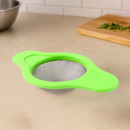 Wukusy stainless steel mesh strainer with dual handle plastic frame, suitable for sifting and rinsing in the kitchen.