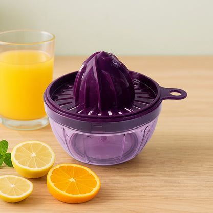 Wukusy Supermom Little Hand Juicer 650ml in bright yellow, compact kitchen tool for fresh fruit juice extraction.