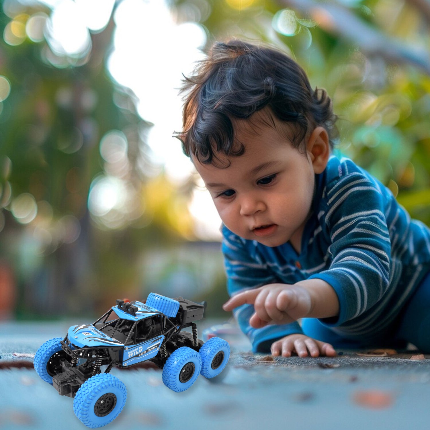 Wukusy Rock Climber RC car with 8 wheels, climbing terrain, remote control, battery not included, off-road toy vehicle