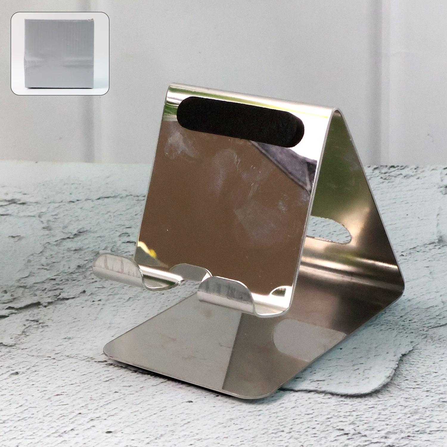 Wukusy stainless steel universal mobile and tablet stand holder showing adjustable design for smartphones and tablets.