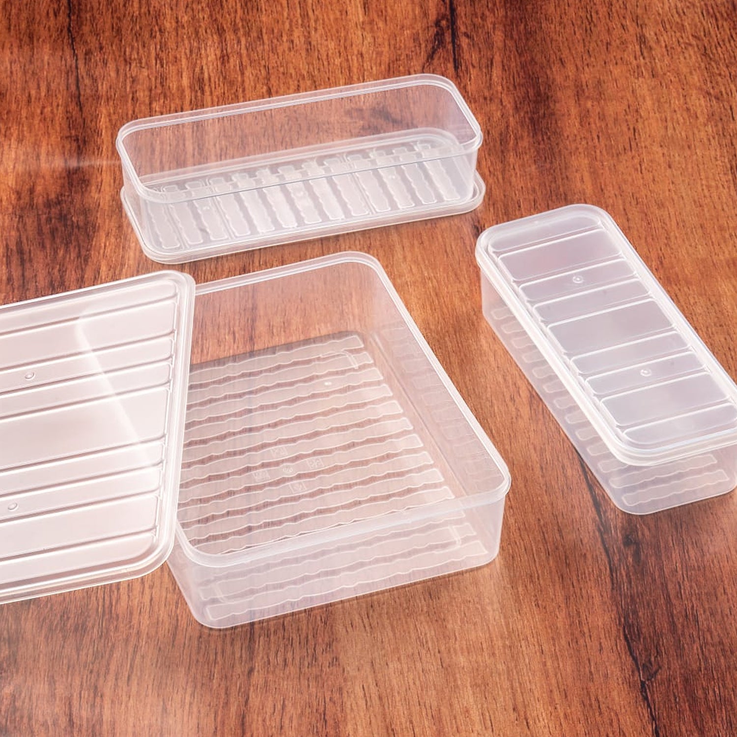 Wukusy 5637 plastic food storage containers with lids, stackable fridge organizer boxes for vegetables and freezer storage, set of 3