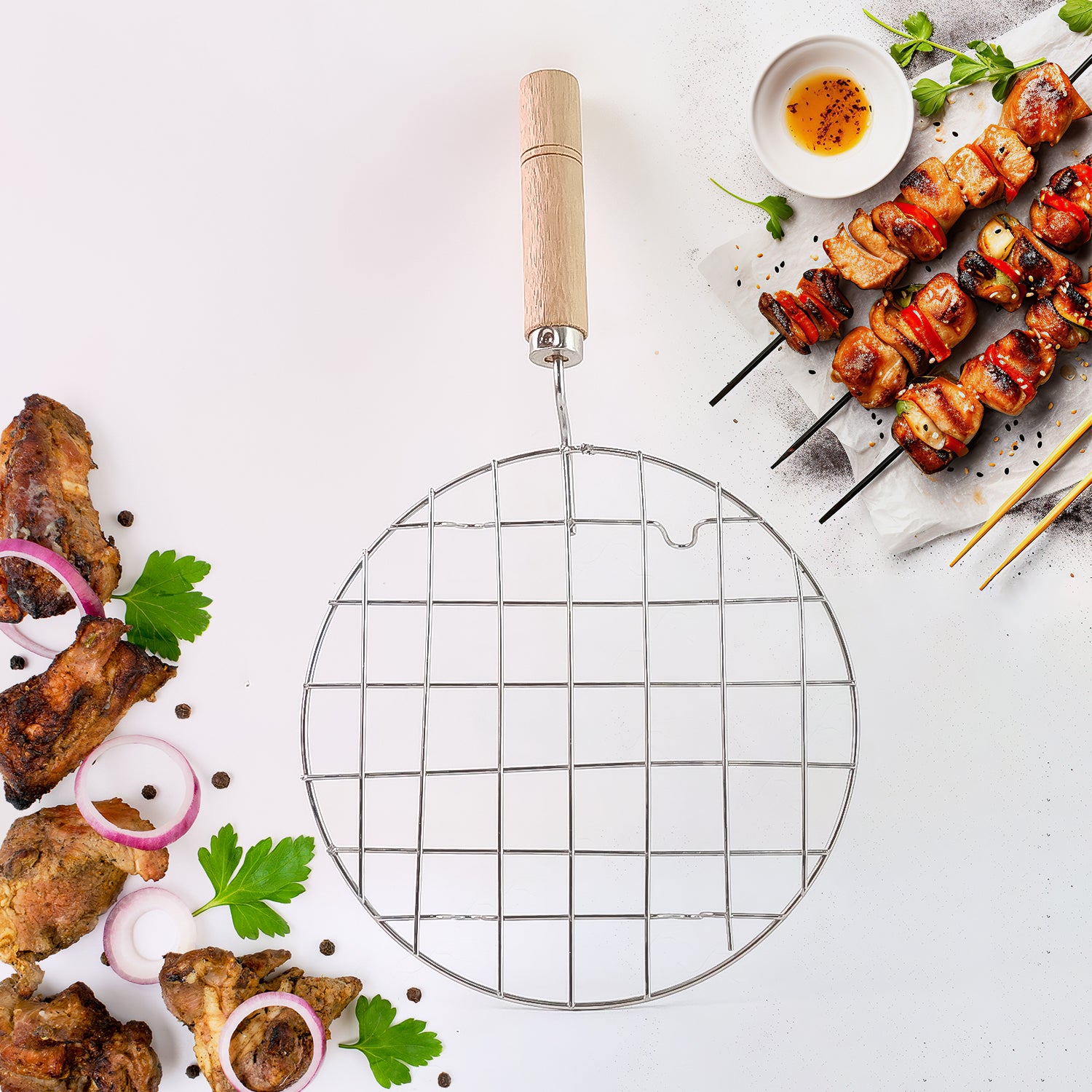 Wukusy stainless steel round kitchen roaster with wooden handle, designed for grilling papad and barbecues.