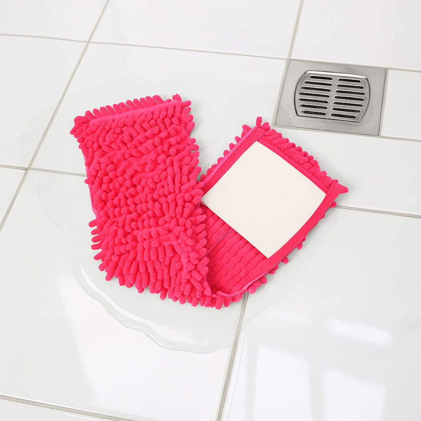 Wukusy microfiber chenille mop refill pad for home improvement, soft and absorbent cleaning pad for microfiber mops.