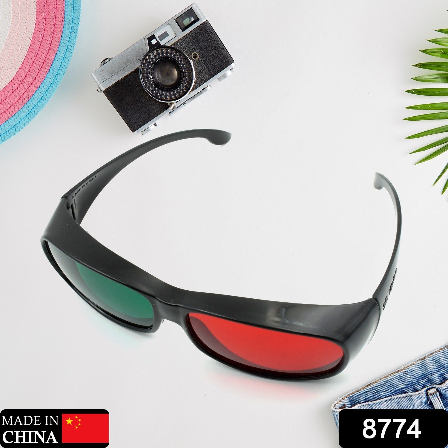 Wukusy UV-protected round sunglasses with 3D classic design, lightweight unisex fashion sunglasses for outdoor and indoor use.