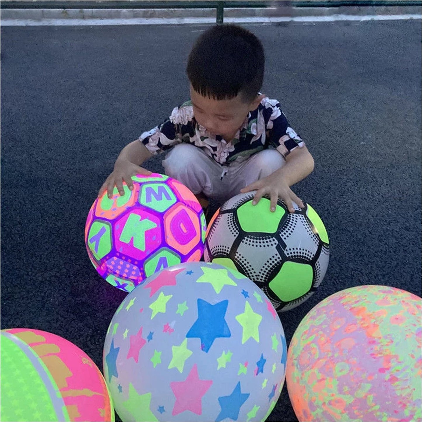 Wukusy 8056 Bouncy Stress Reliever Rubber Ball for kids, fun LED light-up toy, perfect for stress relief and play.