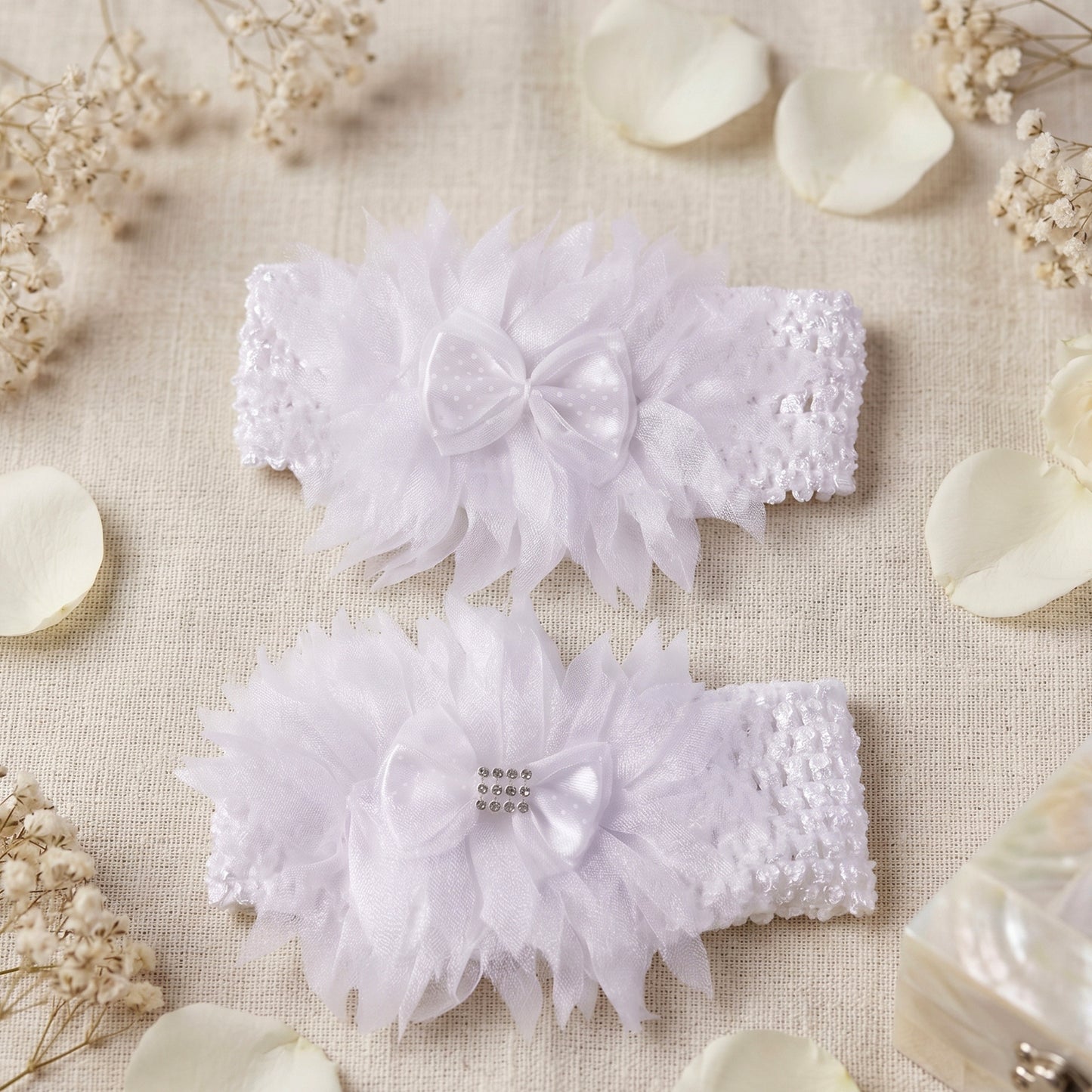 Wukusy premium elastic soft hair headband with mixed design, suitable for comfortable everyday wear, shown on a model's head.