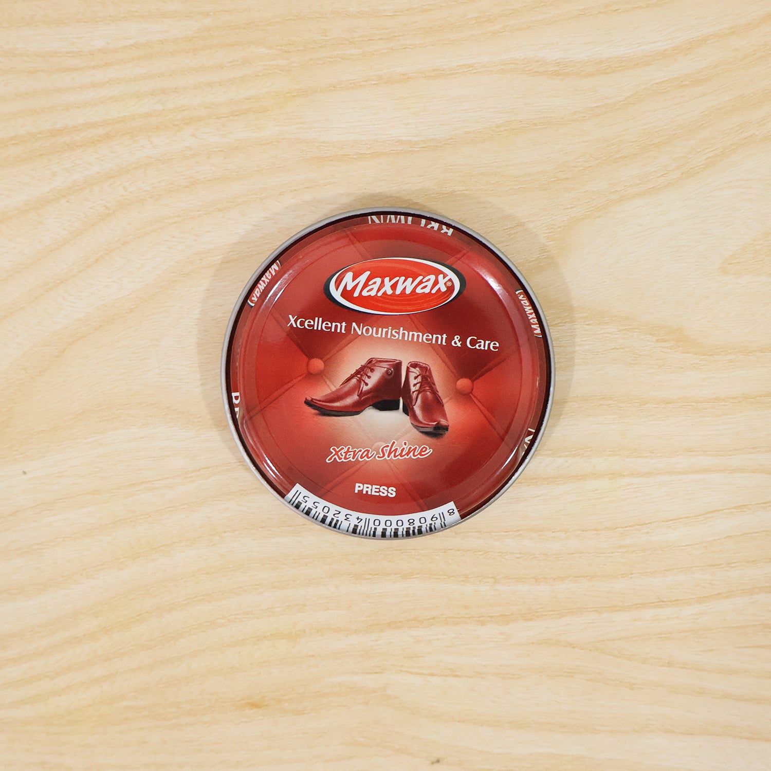 Wukusy Maxwax brown shoe polish cream in a 40g tin, ready for polishing and restoring leather shoes.