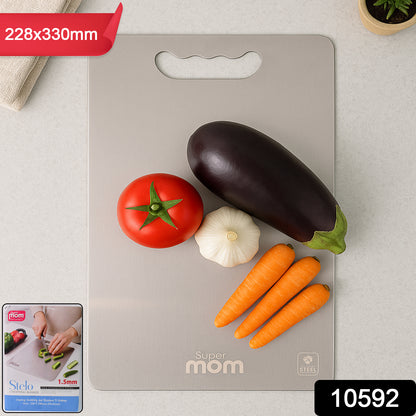 Wukusy Supermom Medium Stello stainless steel chopping board for kitchen prep, with a sleek, durable surface for chopping and slicing.
