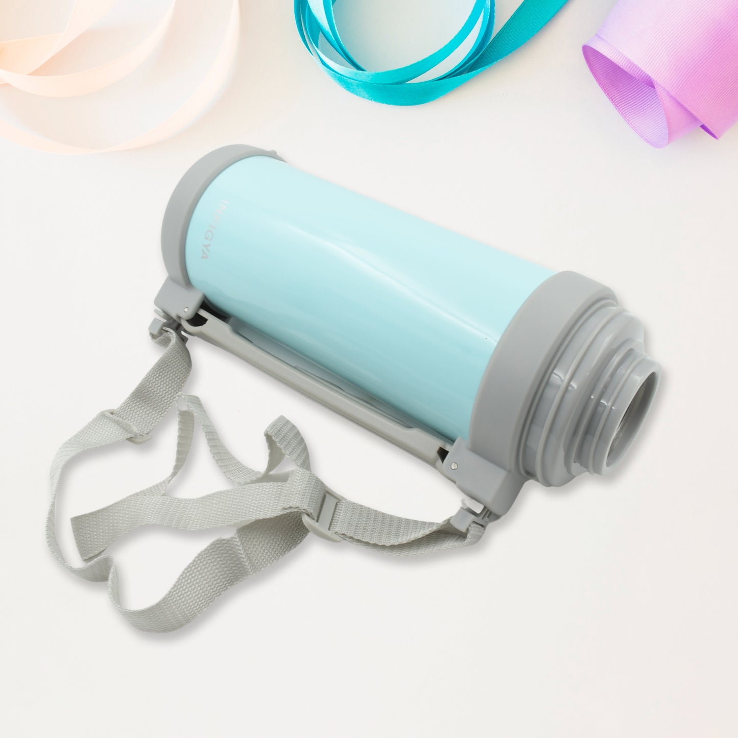 Wukusy stainless steel vacuum-insulated water bottle with large 1200ml capacity, double-wall design, perfect for travel and outdoor activities.