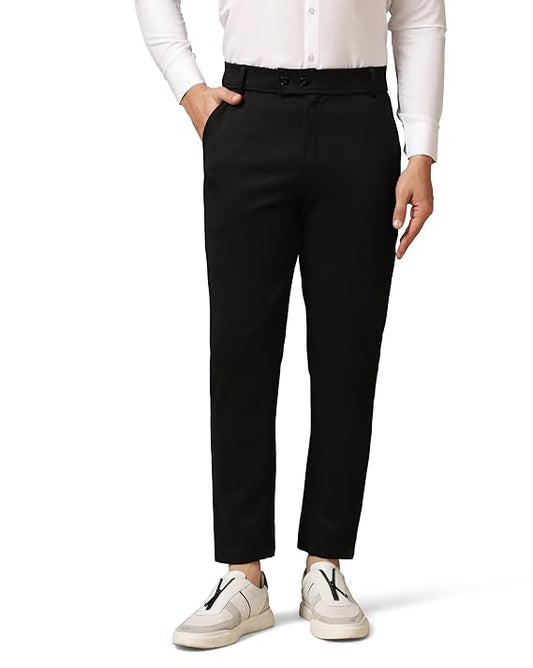 Men's black casual cotton pants from Seasons, regular fit with a classic design, shown on a model.