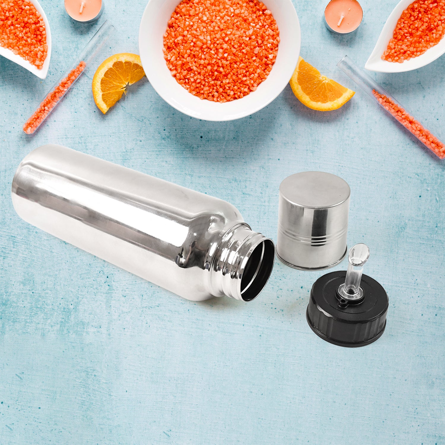 Wukusy Apex Pro stainless steel oil pourer, 750ml, for kitchen use, with a sleek design and secure pouring spout.
