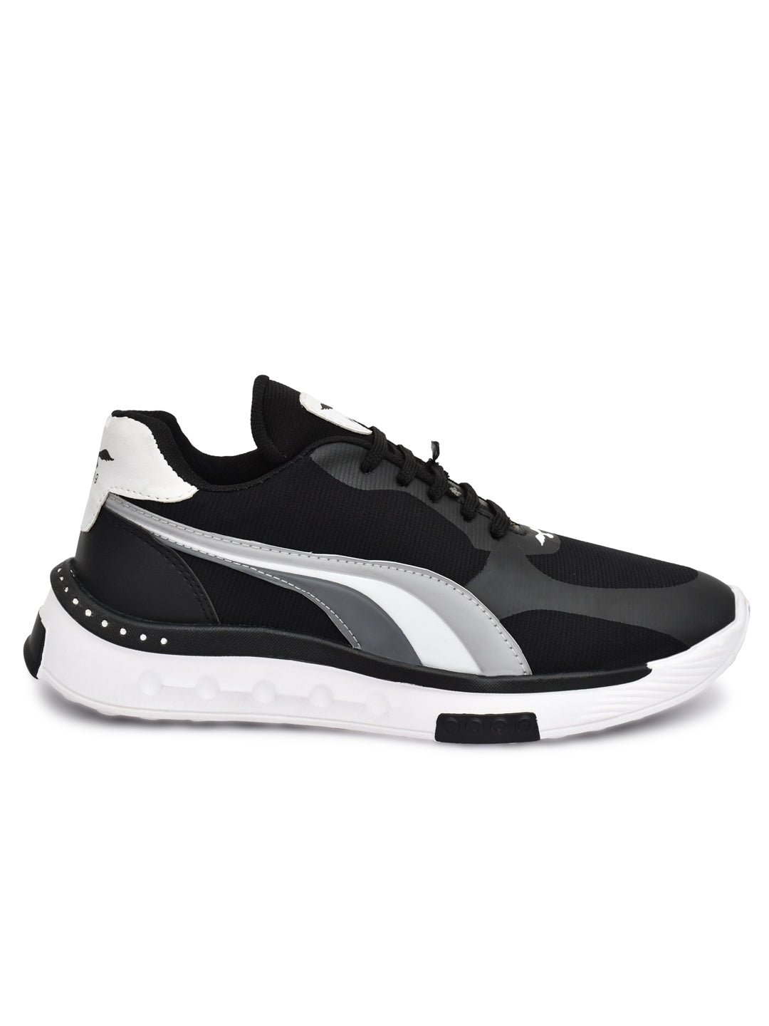 Pair of Drpshippr sports shoes for outdoor activities, featuring breathable fabric and athletic design for running and training.