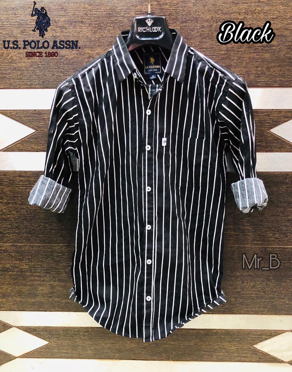 Seasons Black Lining men's shirt with long sleeves and button-up front, made from lightweight fabric for casual wear.