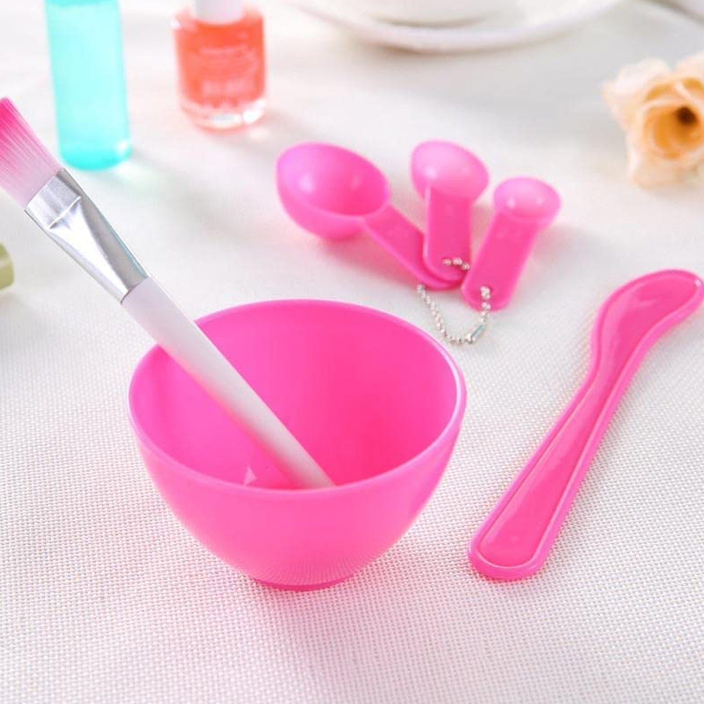 Wukusy 6-piece facial mask bowl set for girls, including colorful bowls and spoons, ideal for beauty and skincare routines.