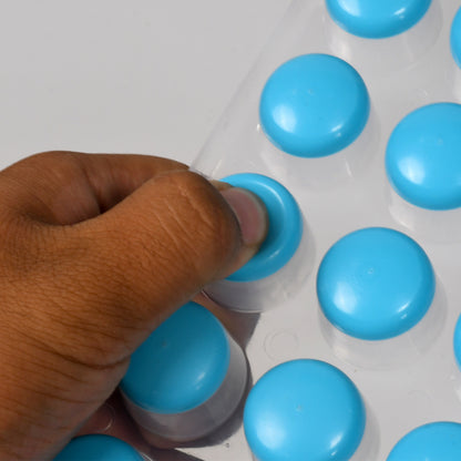 Wukusy 5353 smart push pop out round mini ice cube tray with flexible silicone bottom for making ice cubes and chocolate molds