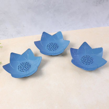 Wukusy Supermom 3-piece Lotus Blossom Design Soap Holder Set with elegant lotus pattern and durable ceramic material.