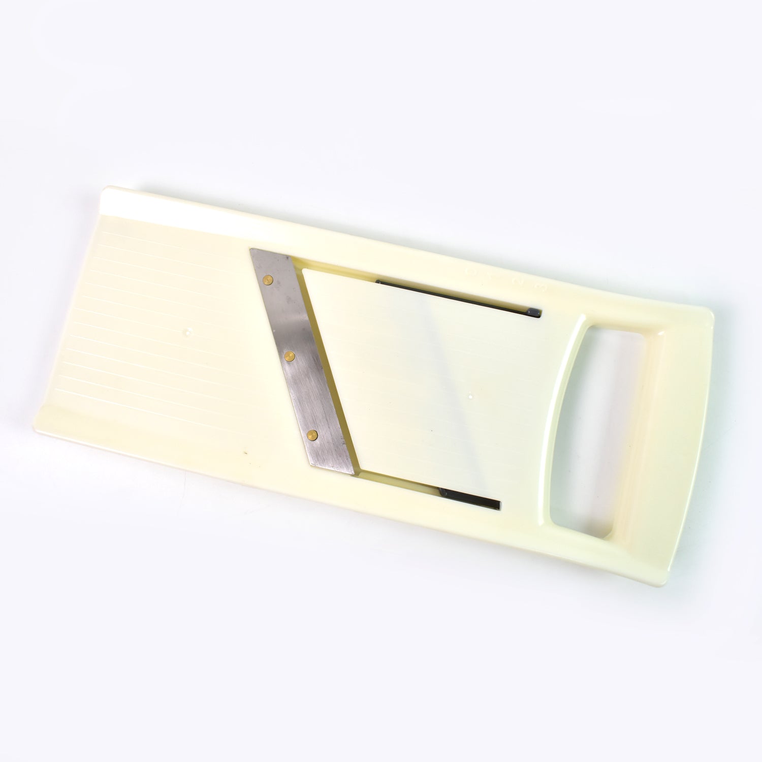 Wukusy adjustable fruit and vegetable slicer for home kitchen, showing the slicer with cut fruits and vegetables.