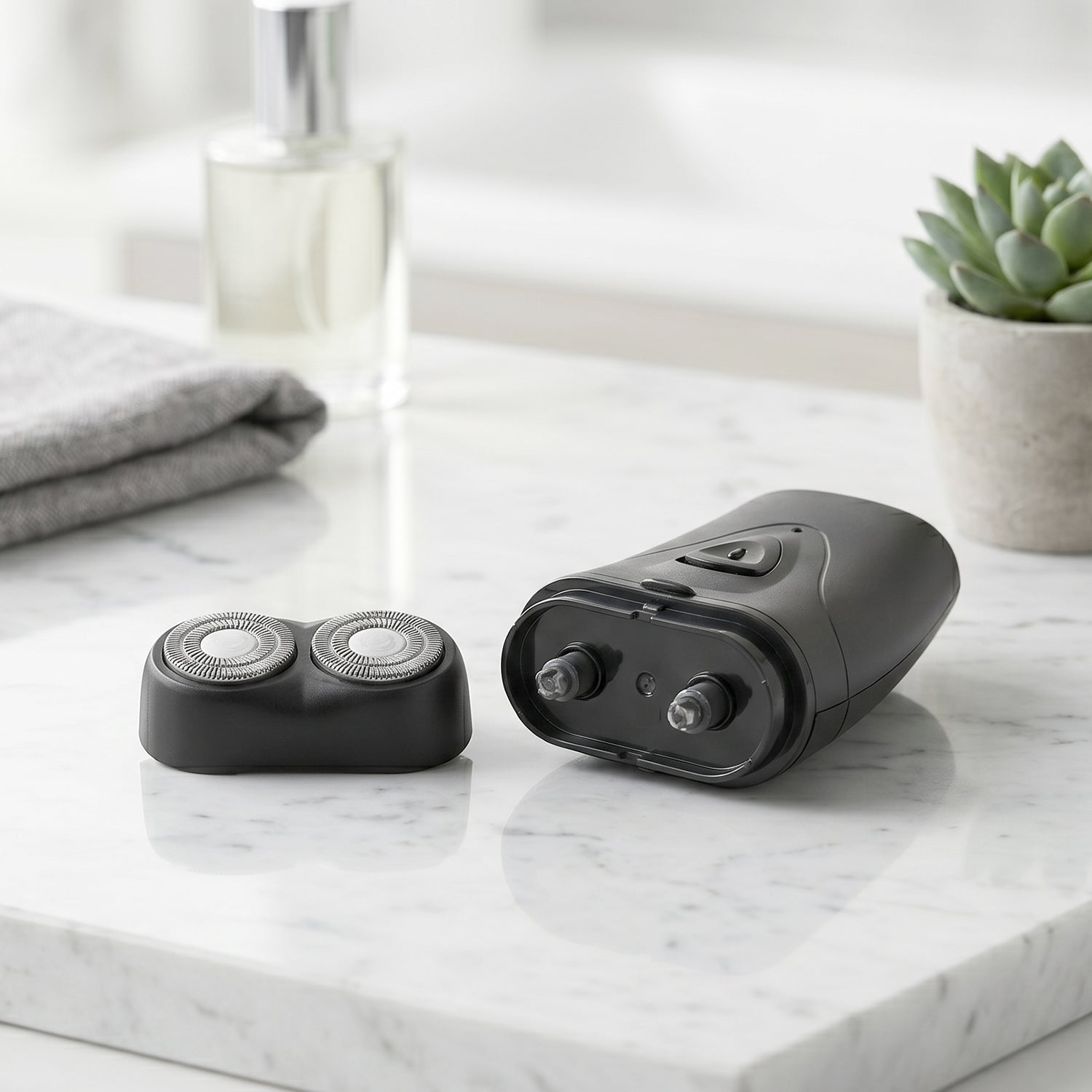 Wukusy portable electric shaver for men, compact rechargeable cordless design with a sleek grooming head.